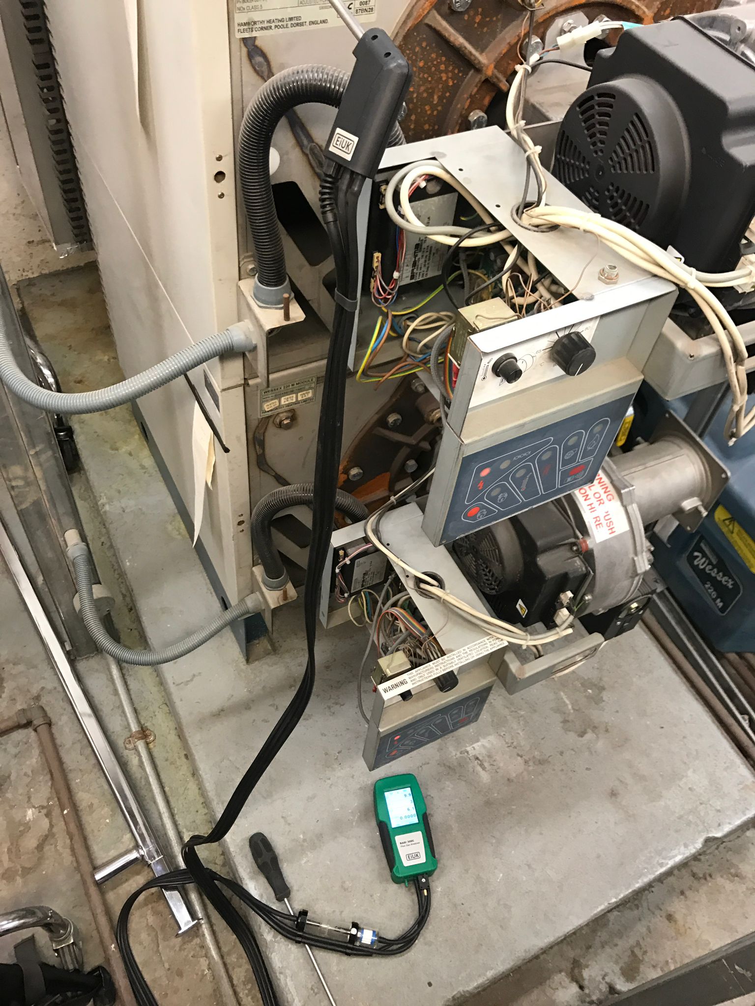 gas safe registered engineer near me Loughton, IG10